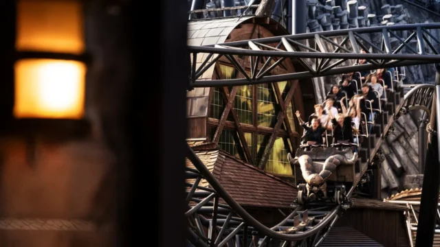 Phantasialand kondigt tijdelijke sluiting aan voor populaire lanceerachtbaan Taron