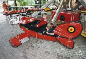 Bobbejaanland verplaatst klassieke attractie Rode Baron voor komst van Nickelodeon Land